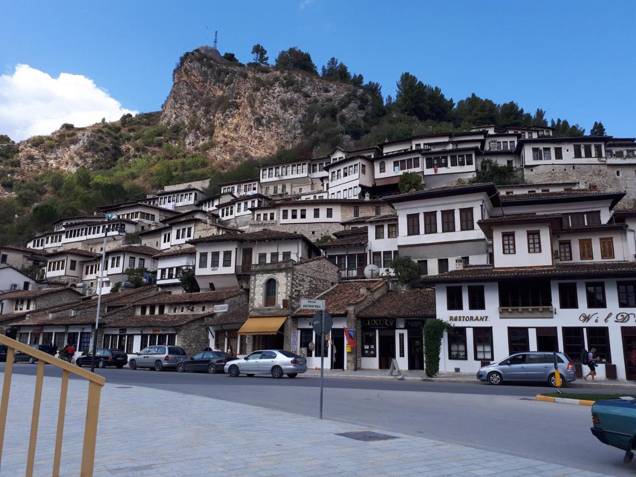 Hotel Omer The Ottoman House Berat Exterior photo